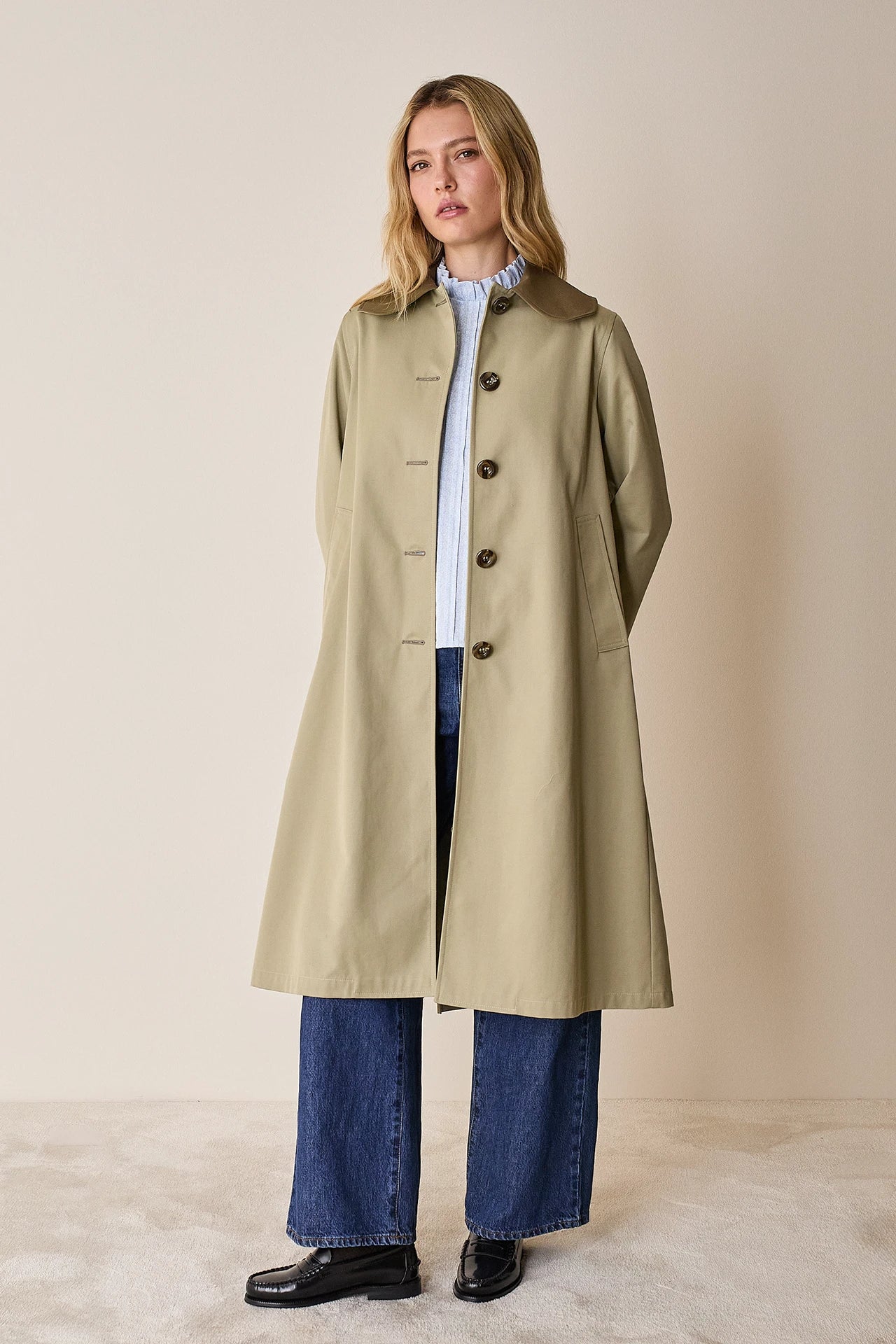 Trench oversize con colletto tondo