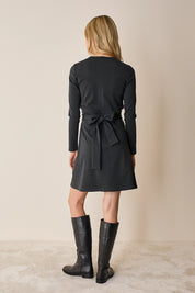 Jersey dress with matching belt