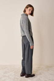 Pantaloni con pinces