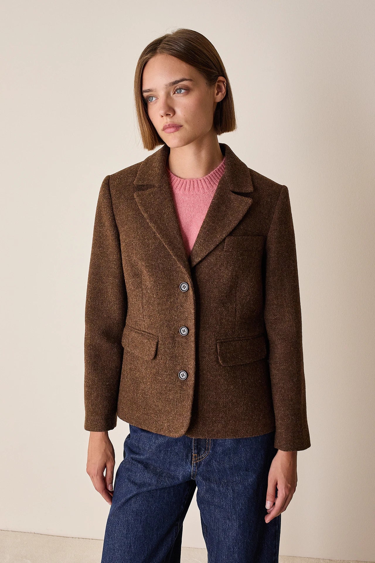 Single-breasted wool jacket