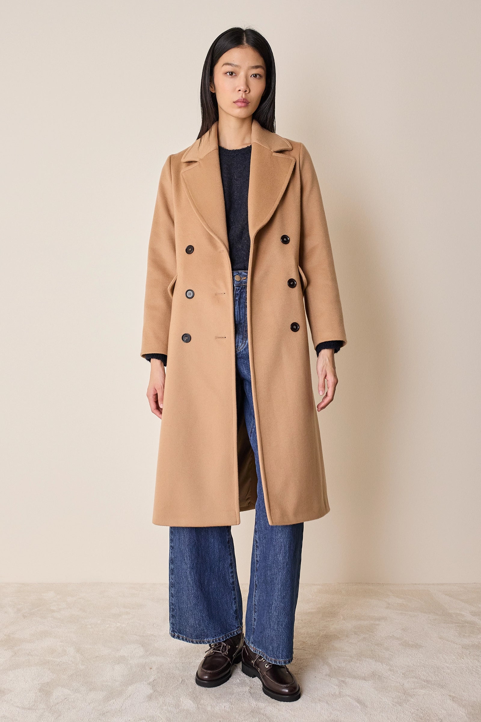 Long double-breasted wool and cashmere coat