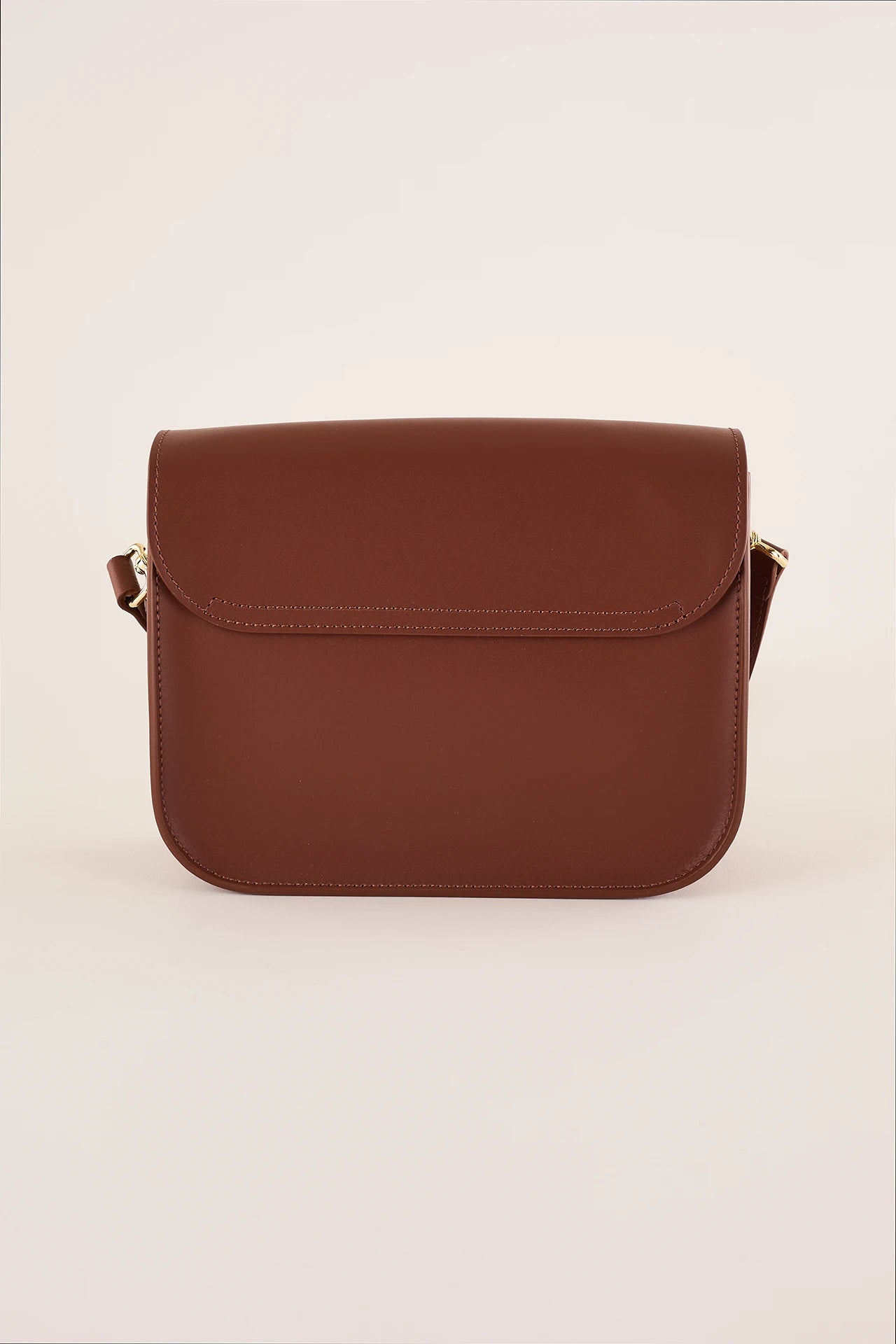Rectangular shoulder bag with push-lock fastening