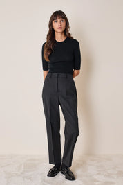 Short-sleeved wool crewneck