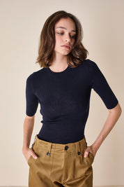 Short-sleeved wool crewneck