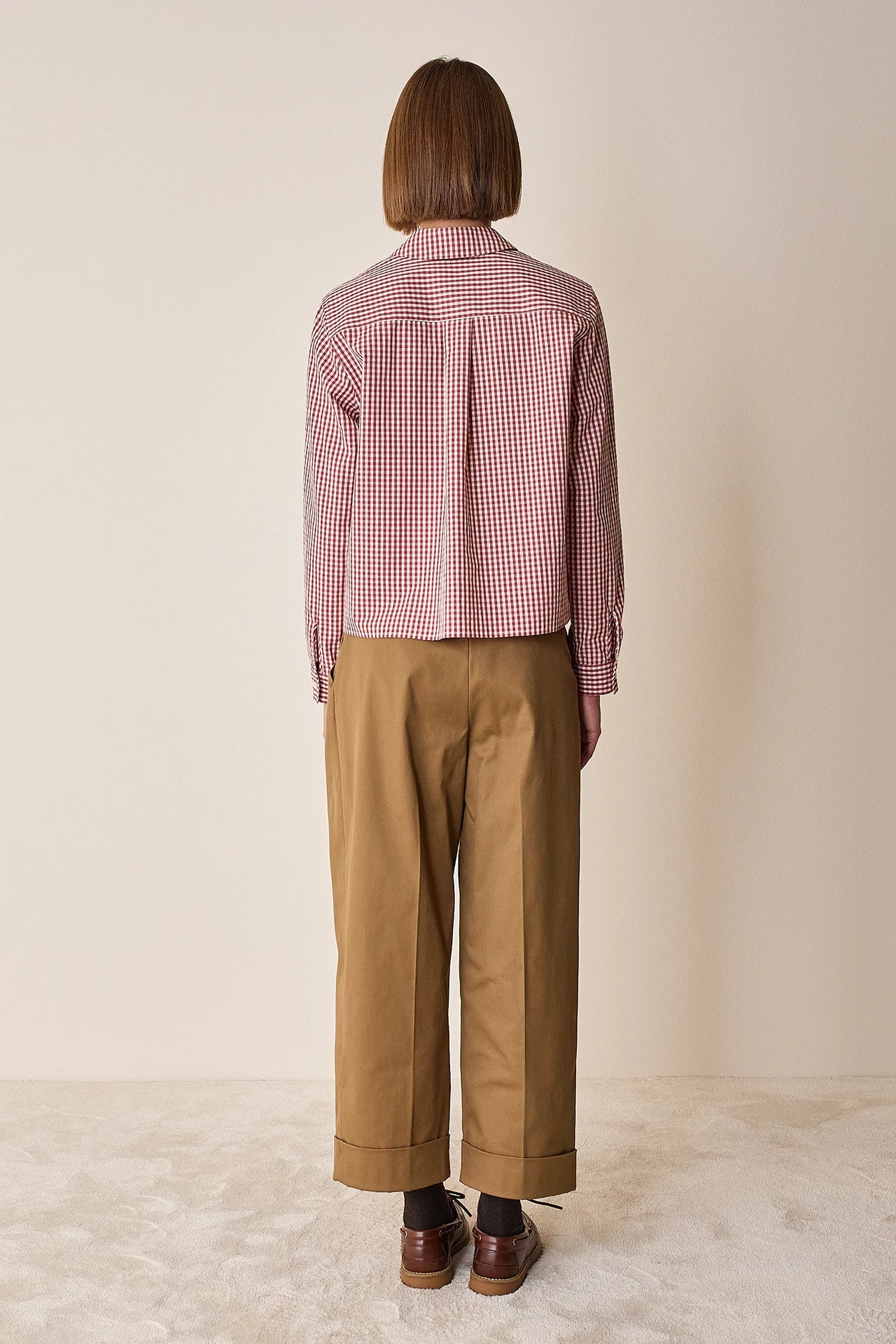Camicia in cotone con colletto stondato