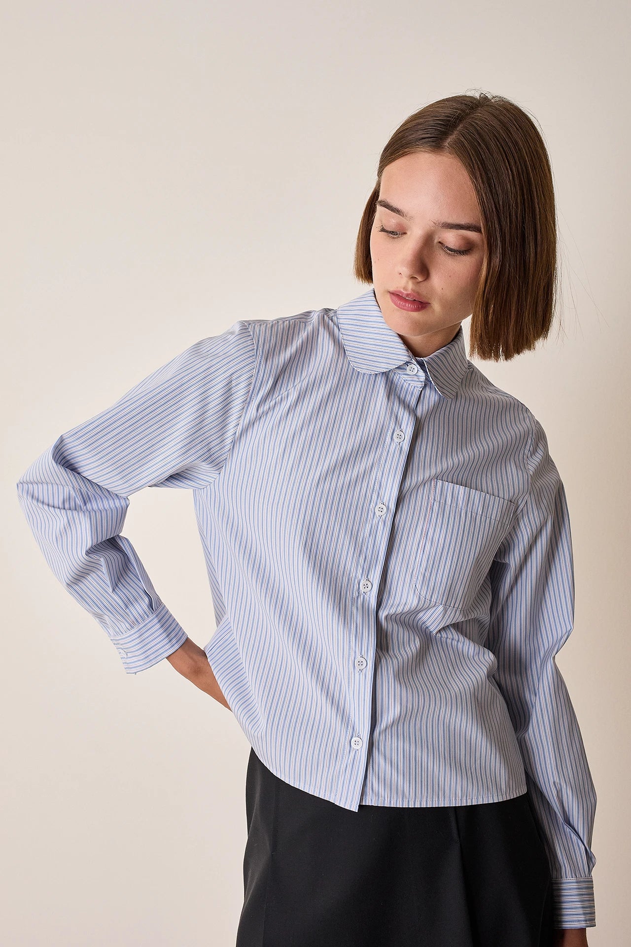 Camicia in cotone con colletto stondato