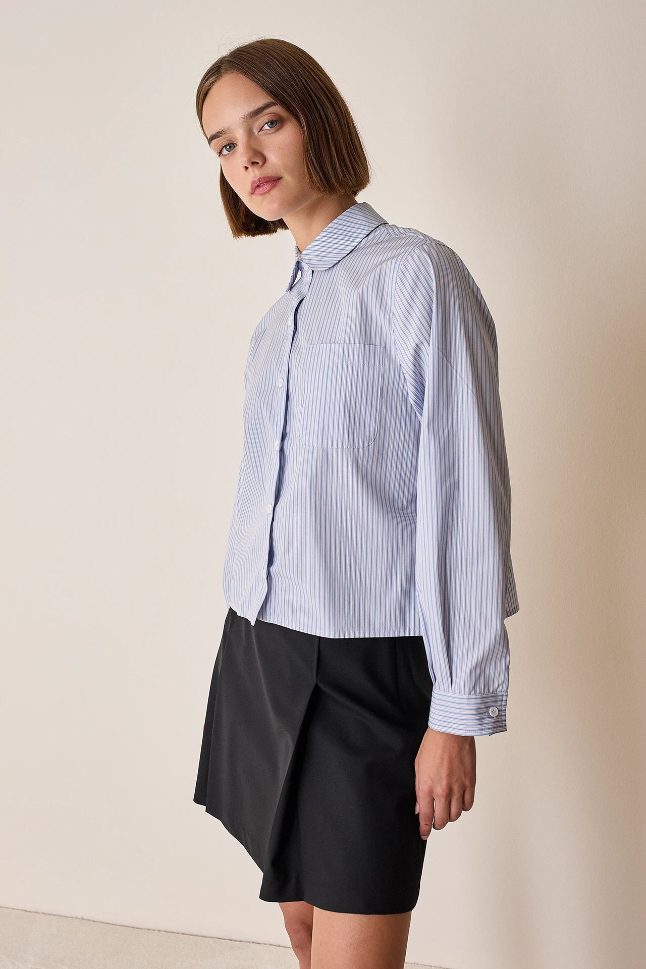 Camicia in cotone con colletto stondato