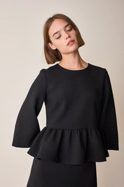 Top con balza in lana stretch