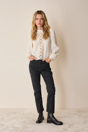 Top in lino e cotone con inserti ricamati