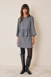 Top in blend di lana con balza