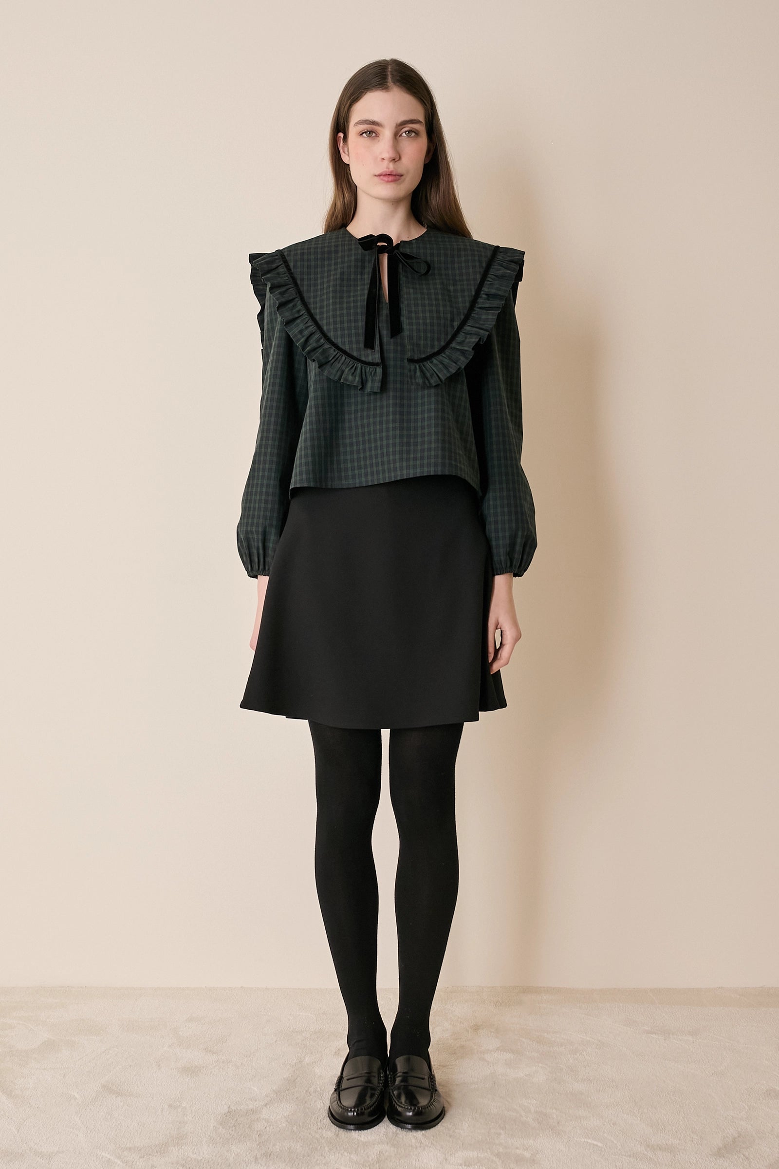 Top tartan con maxi colletto