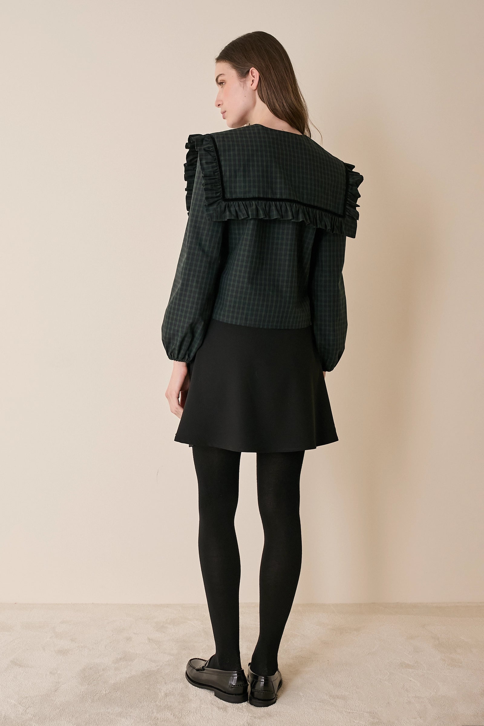 Top tartan con maxi colletto