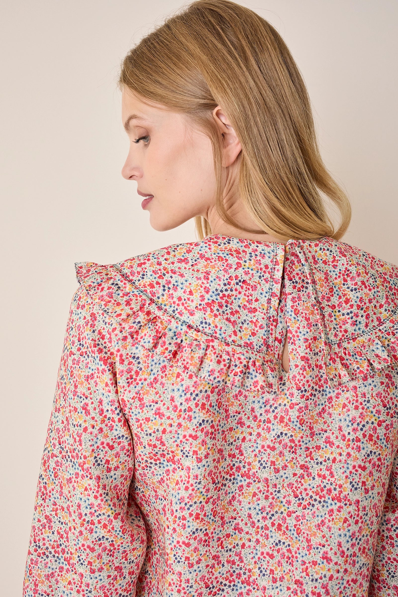 Ruffled top – Made with Liberty Fabrics | Lazzari – lazzarionline
