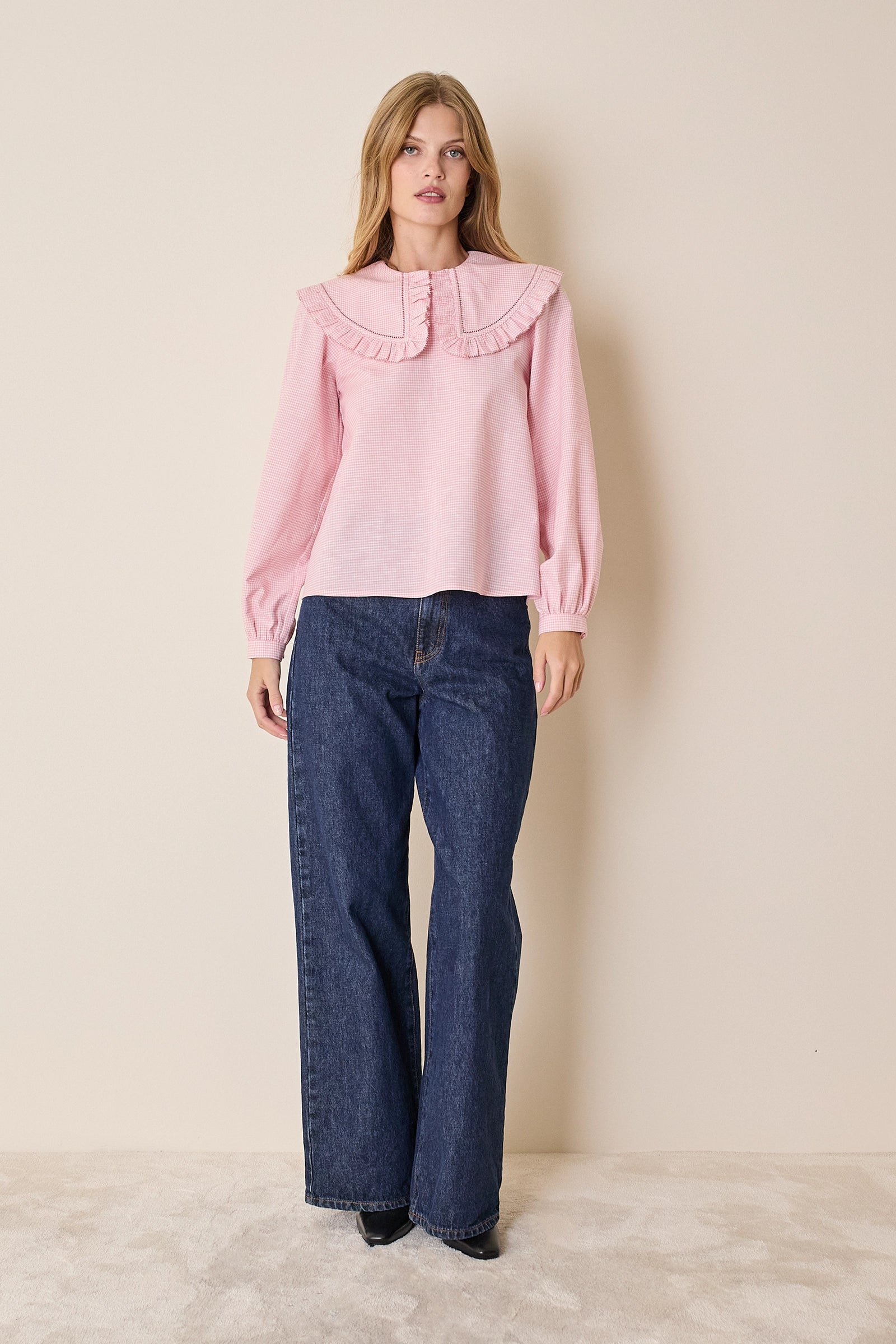 Linen and cotton top with maxi collar