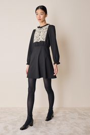 Abito in lana e pizzo macramè