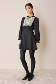 Abito in lana e pizzo macramè