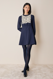 Abito in lana e pizzo macramè