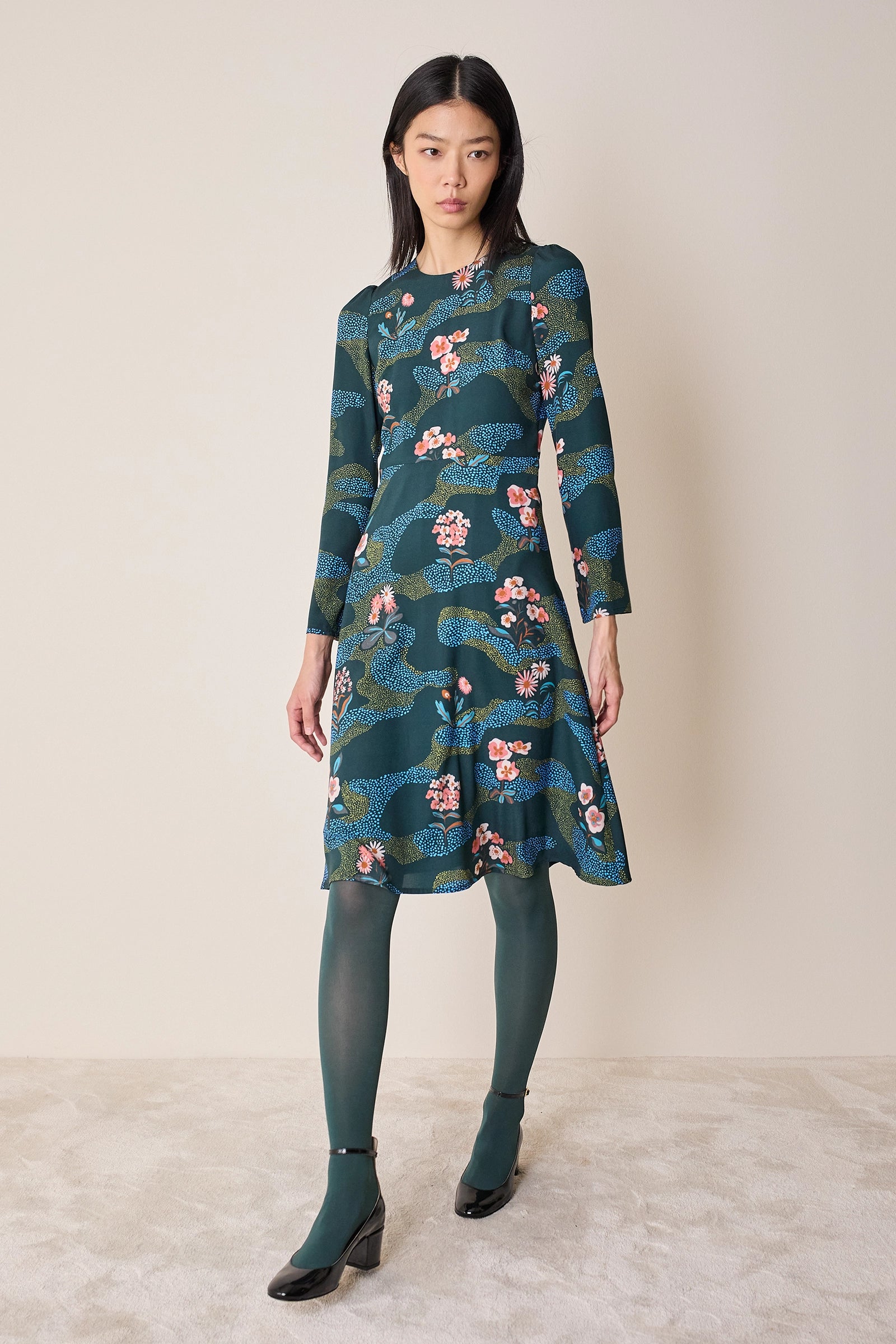 Abito a fiori in seta elasticizzata