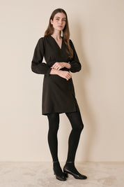 Abito fluido con scollo a portafoglio