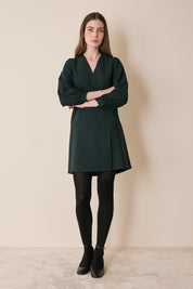 Abito fluido con scollo a portafoglio