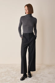 Pantaloni timeless in fresco lana