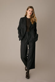 Pantaloni timeless in fresco lana