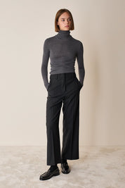 Pantaloni timeless in fresco lana