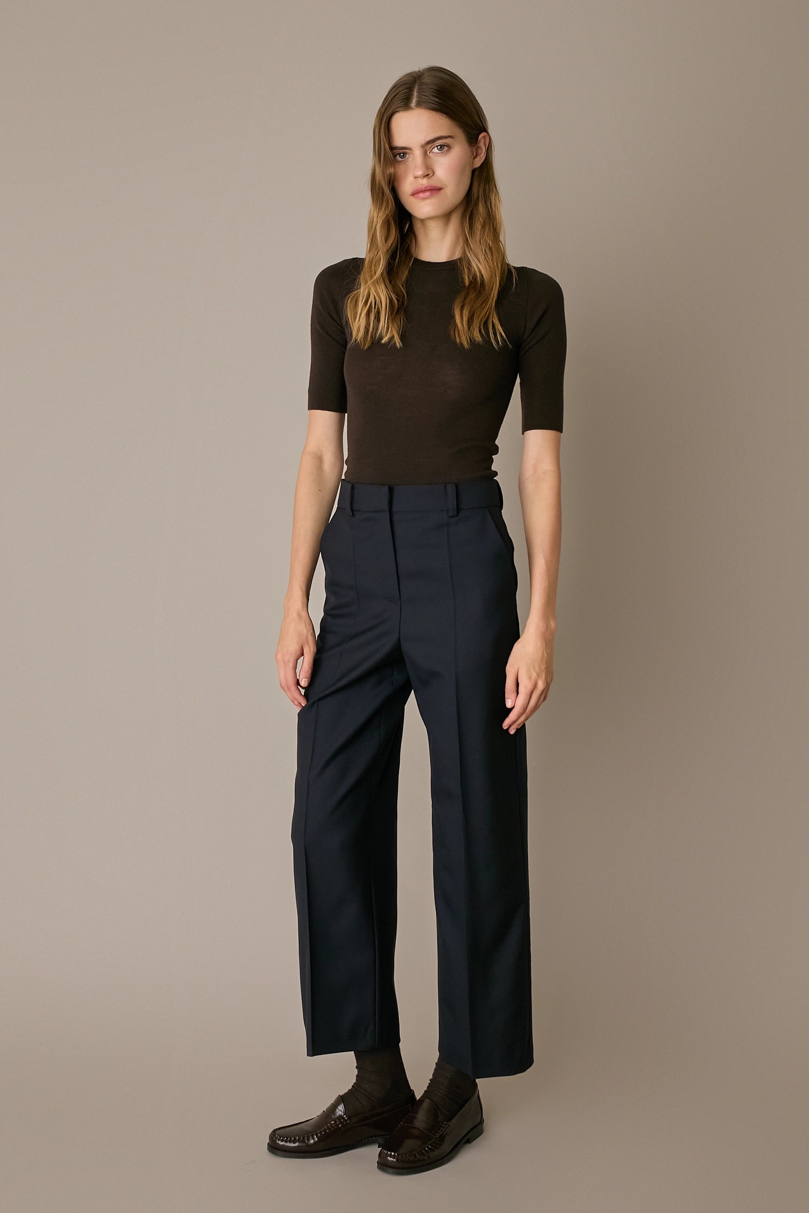 Pantaloni timeless in fresco lana