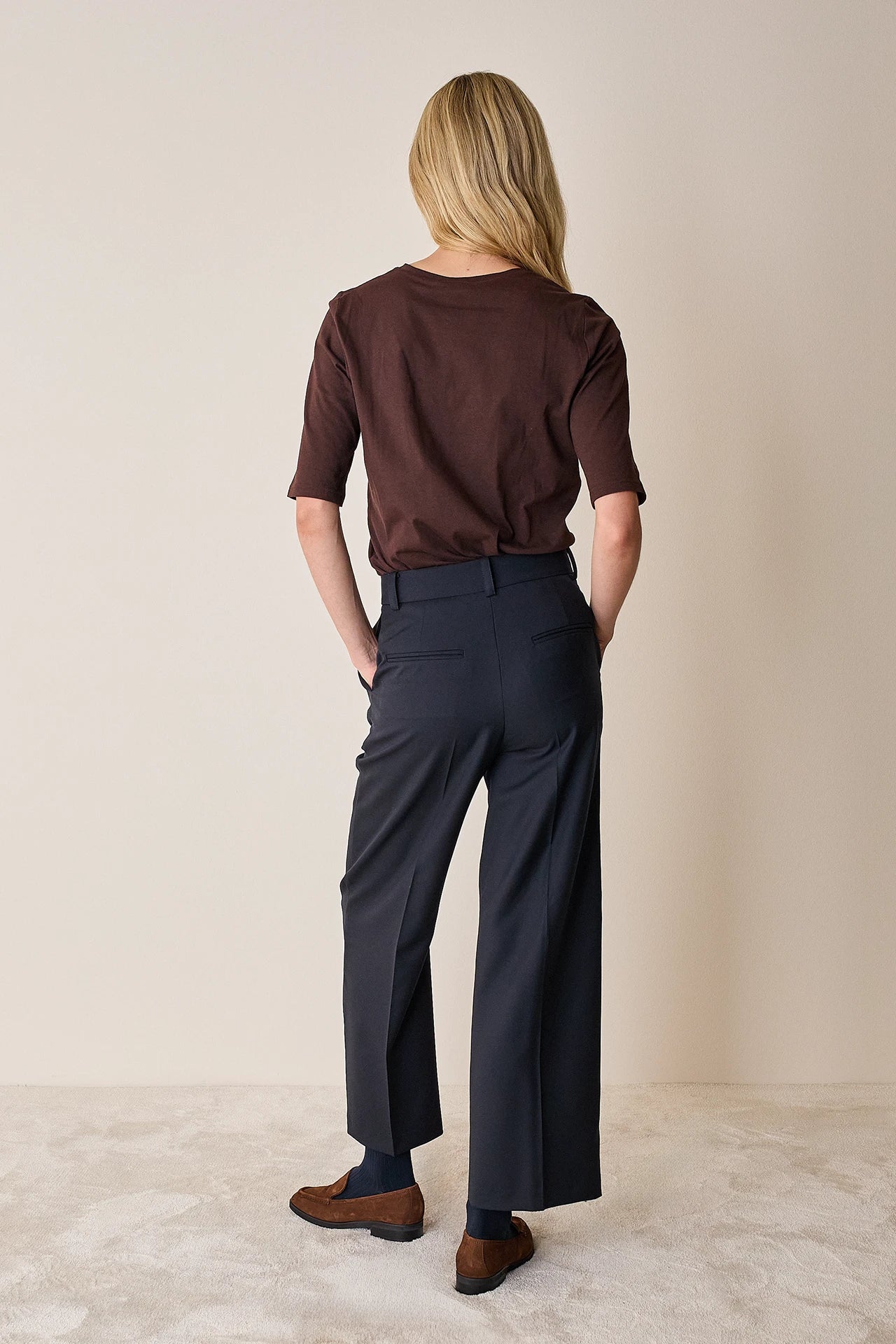 Pantaloni timeless in fresco lana