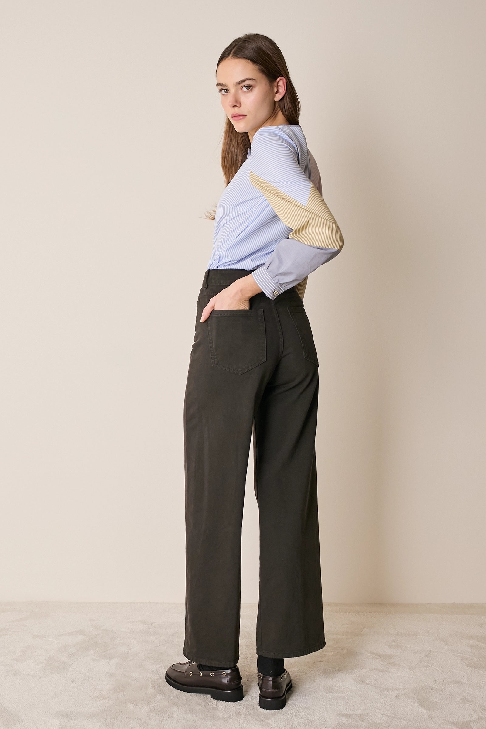 Pantaloni 5 tasche in gabardine stretch