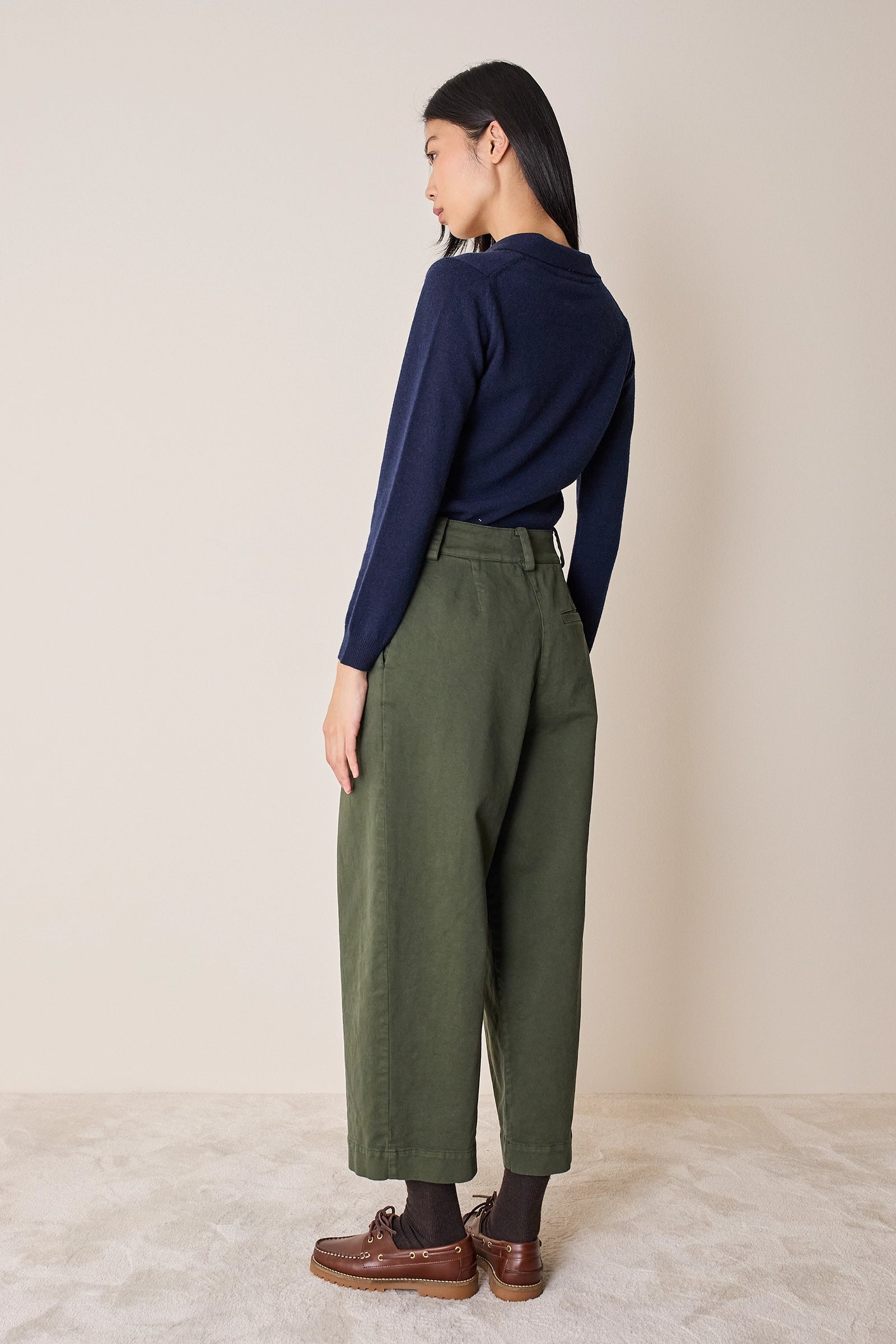 Cotton gabardine trousers with pleats