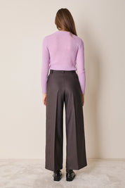 Pantaloni con piega in lana vergine