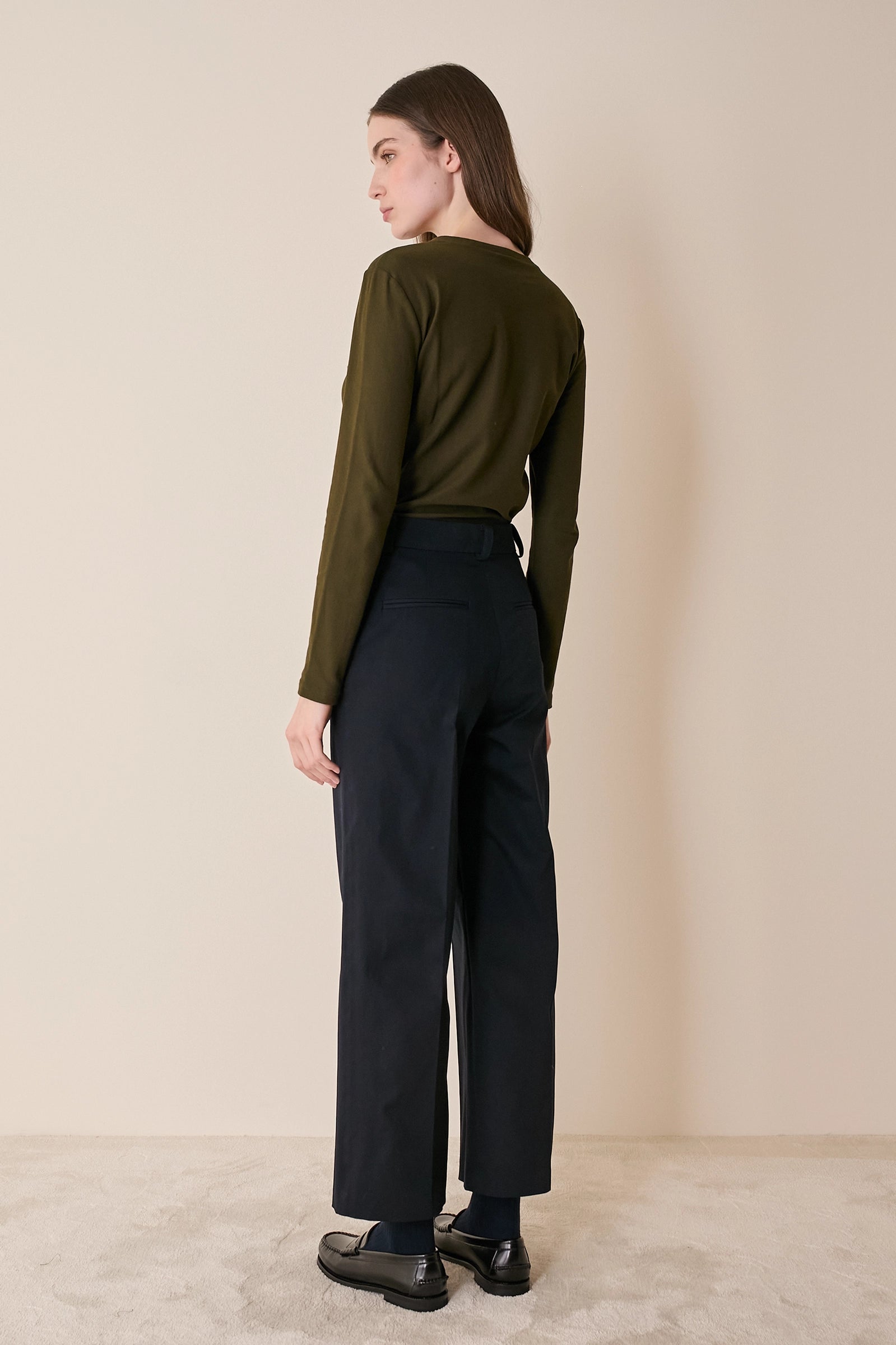 Timeless trousers in stretch cotton