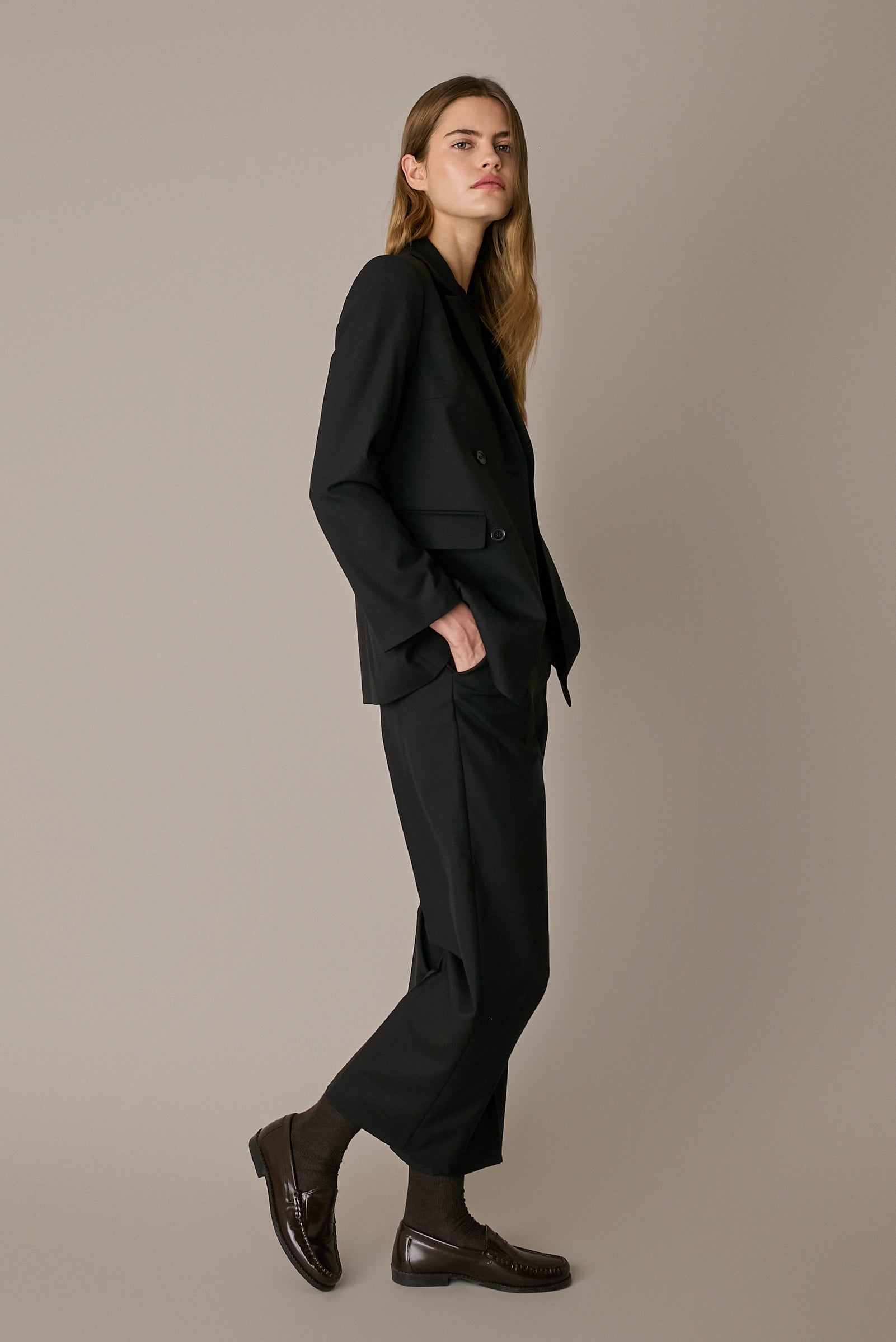 Lightweight wool and cashmere blazer