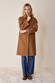 Wool and cashmere coat with raglan sleeves
