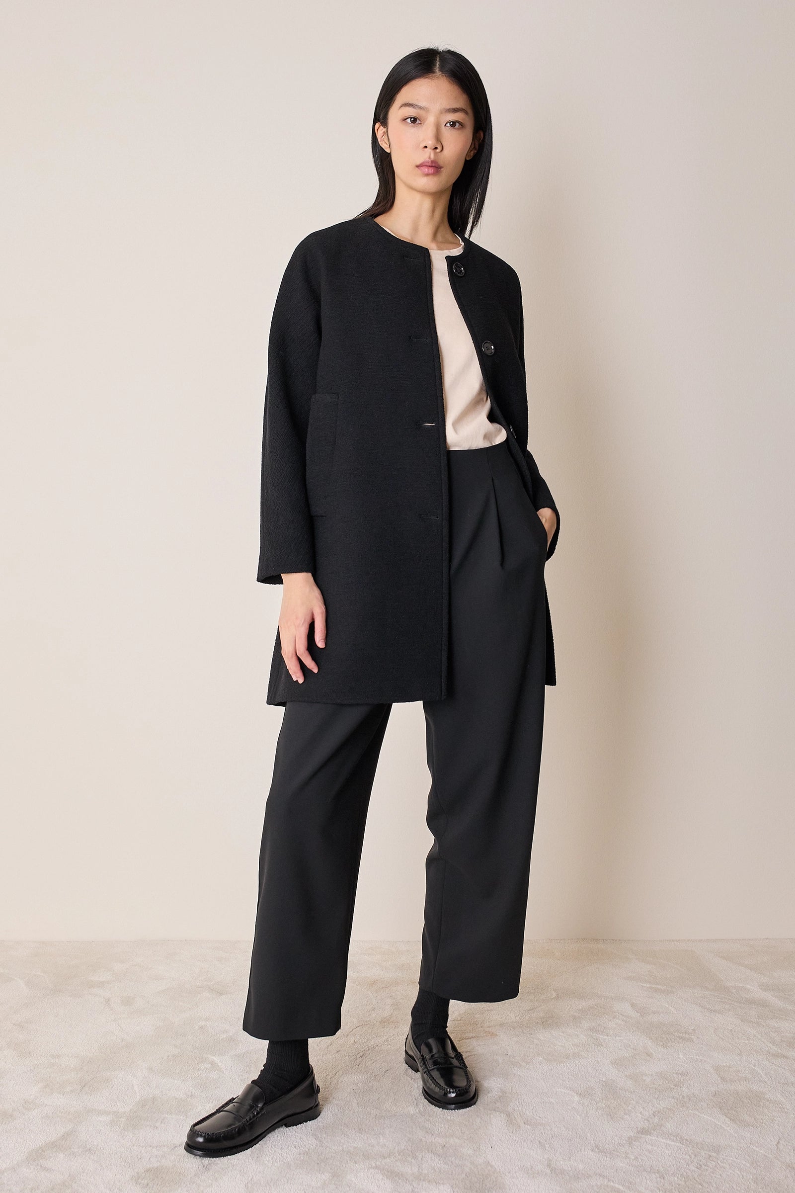 Wool round-neck coat