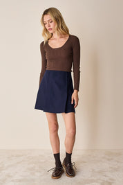 Box pleats mini skirt