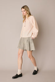 Cotton top with colourful buttons