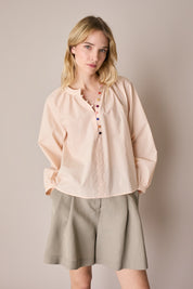 Cotton top with colourful buttons