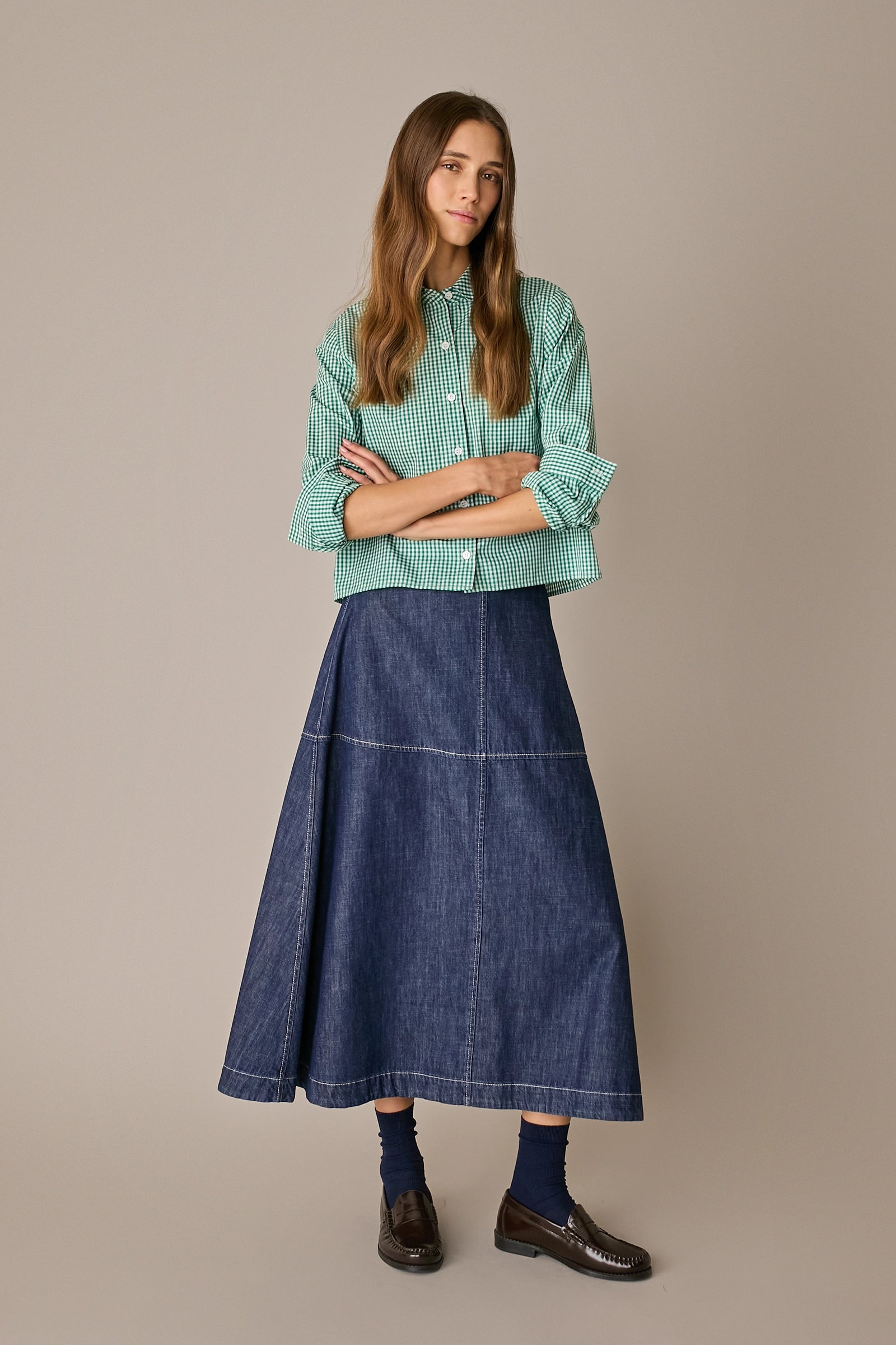 Rounded collar shirt