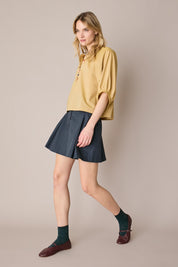 Cotton top with covered buttons