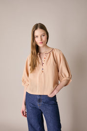 Cotton top with covered buttons