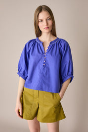 Cotton top with covered buttons