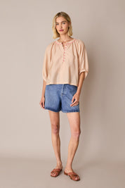 Cotton top with covered buttons