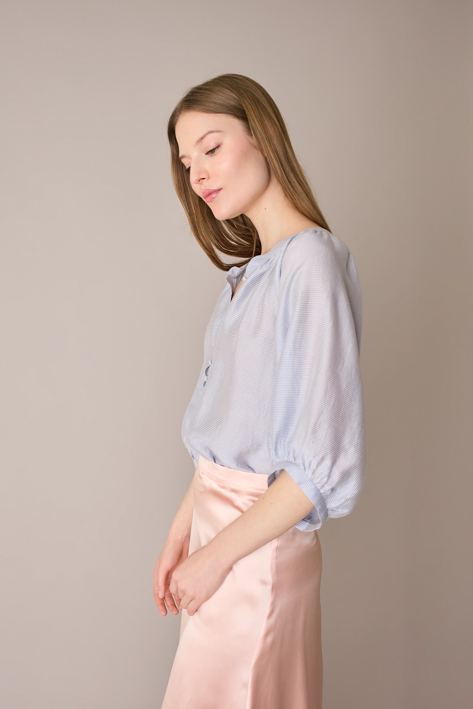 Top a righe in blend di seta