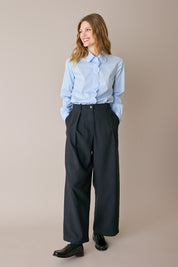 Pantaloni fluidi con pinces