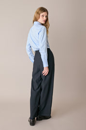 Pantaloni fluidi con pinces