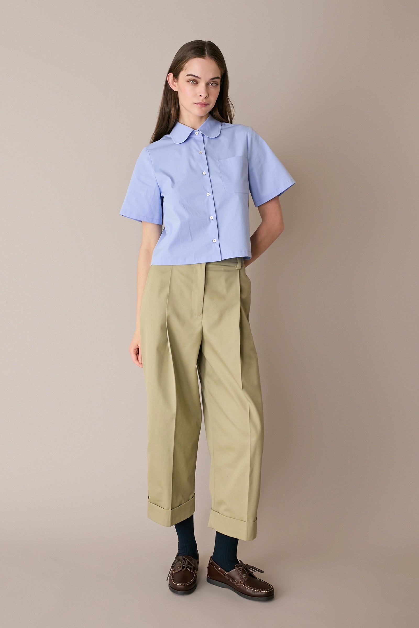 Camicia boxy in cotone con colletto stondato