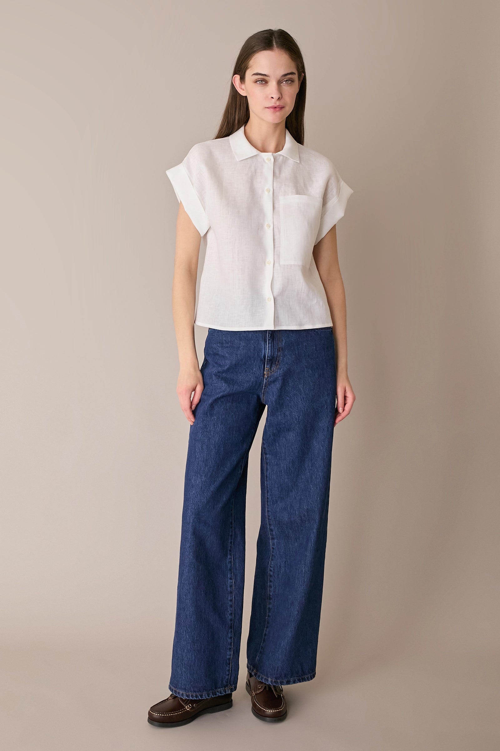 Linen shirt with patch pocket