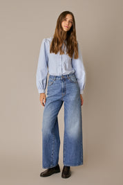 Crewneck shirt with puff sleeves
